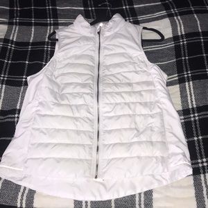 White Puffy Vest Size XL